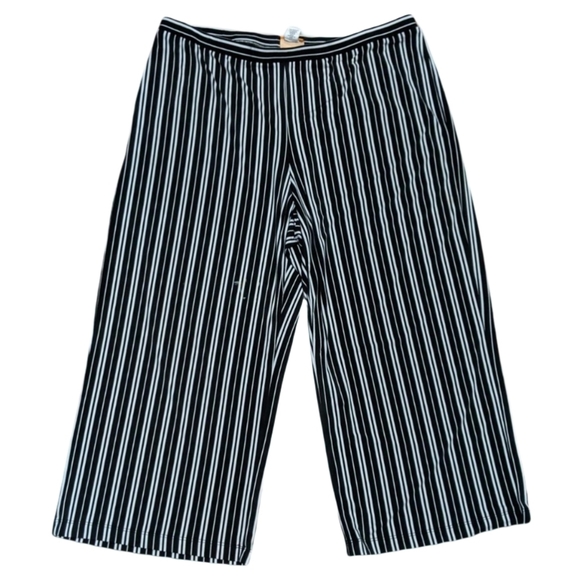 Ruby Rd. Pants - 🌞 3/$15 Ruby Rd Striped Gaucho Pants, Size L *flaw*